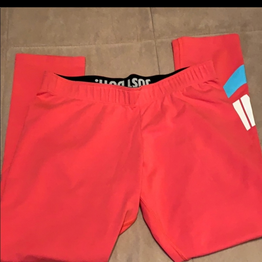 Nike Dry Fit Legging - Picture 3 of 3